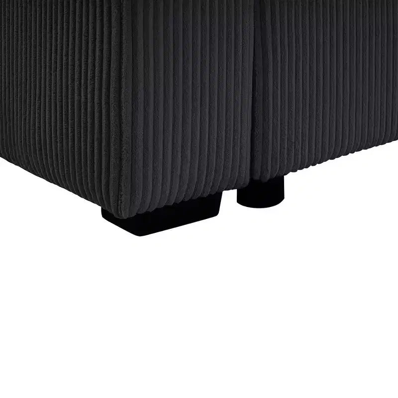 Divano componibile oversize in velluto a coste con chaise longue e tre morbidi cuscini decorativi