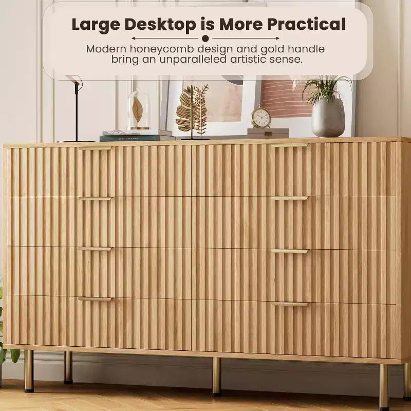 Comò a 8 cassetti in legno da 140 cm con maniglie in metallo e design antiribaltamento - Finitura naturale moderna per camera da letto, soggiorno e ufficio.