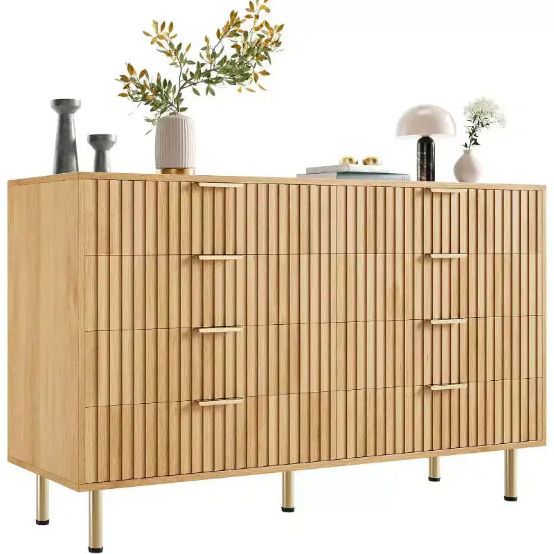 Comò a 8 cassetti in legno da 140 cm con maniglie in metallo e design antiribaltamento - Finitura naturale moderna per camera da letto, soggiorno e ufficio.