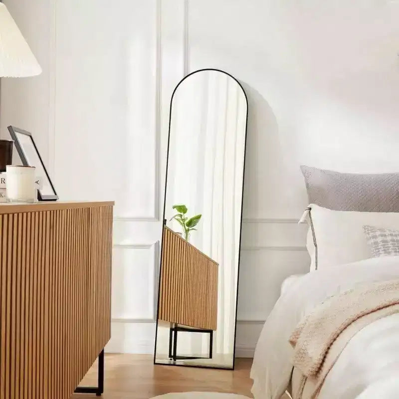 Specchio Nero Ad Arco, 150x40 cm, a Figura Intera. Cornice Sottile in Alluminio da Appendere o Appoggiare in Camera da Letto o Spogliatoio