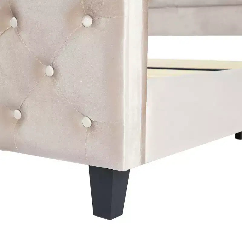 Telaio Letto Queen a Slitta da 43,3'' con Testiera a Orecchioni, Pediera a Volute, Velluto Trapuntato a Bottoni, Ferramenta Antiruggine, Supporto Robusto