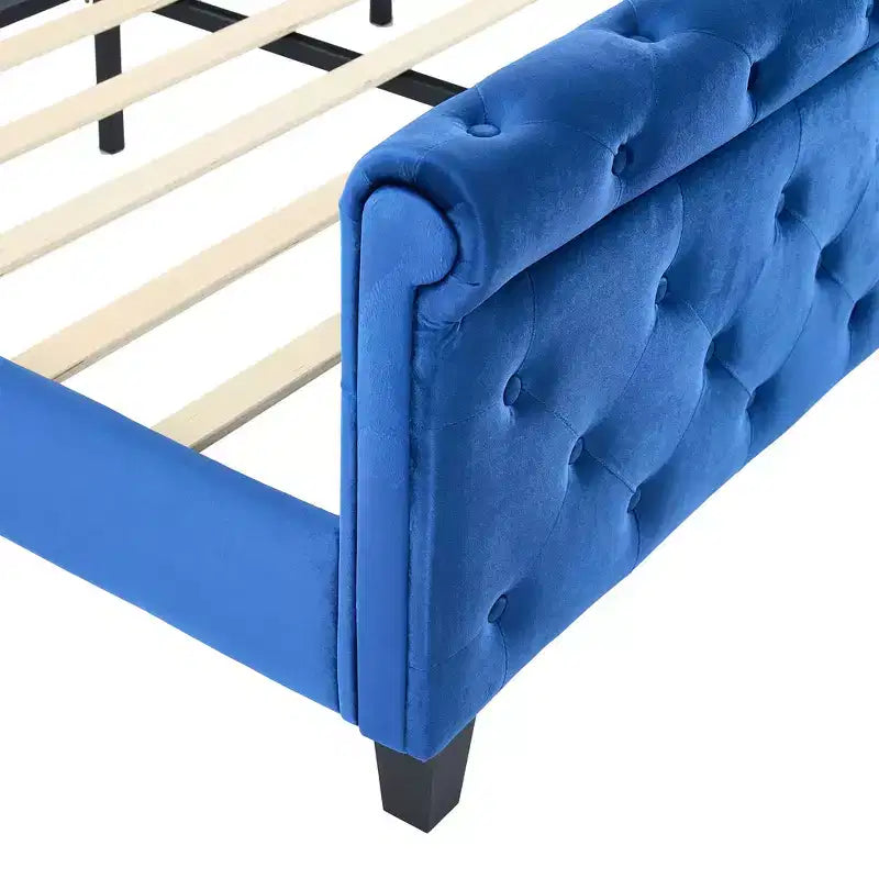 Telaio Letto Queen a Slitta da 43,3'' con Testiera a Orecchioni, Pediera a Volute, Velluto Trapuntato a Bottoni, Ferramenta Antiruggine, Supporto Robusto