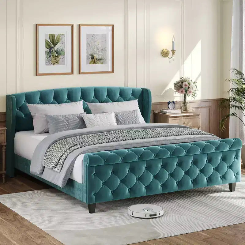 Telaio Letto Queen a Slitta da 43,3'' con Testiera a Orecchioni, Pediera a Volute, Velluto Trapuntato a Bottoni, Ferramenta Antiruggine, Supporto Robusto